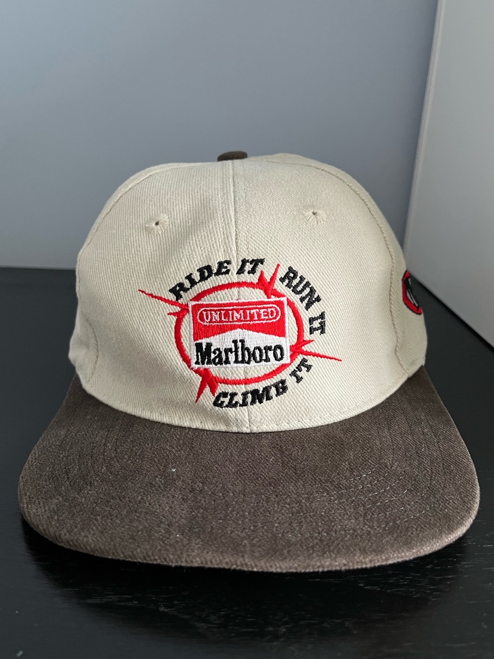 Vintage 1990s Marlboro Hat